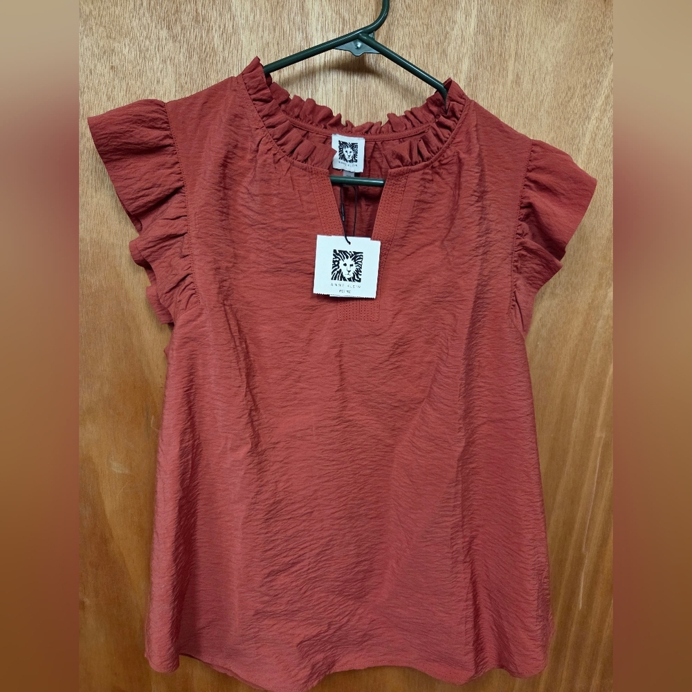 Anne Klein Textured Flutter Sleeve Top in Spiced Berry